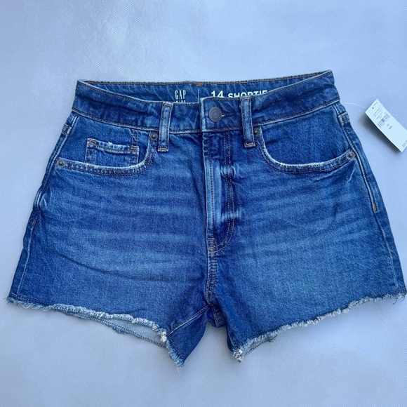 Gap Kids High Rise Shortie Shorts with Washwell - Picture 2 of 5